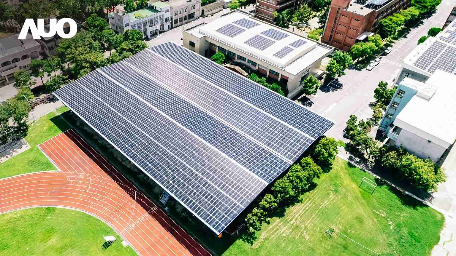 888.BY集团电子游戏SunSteel光电整合型浪板具备快速安装、、、轻量化优势，，，，可提升15%发电效能，，，通过国际IEC与台湾VPC认证安全、、防漏、、、耐候标准